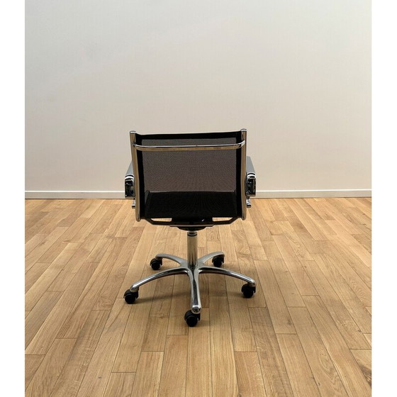Image 1 of Vintage Bürostuhl aus schwarzem Netz und verchromtem Aluminium