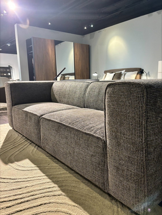 Image 1 of Carmo Sofa in Toskana von Boconcept