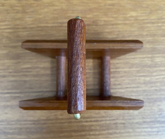 Image 1 of Teakholz-Serviettenhalter 1960S