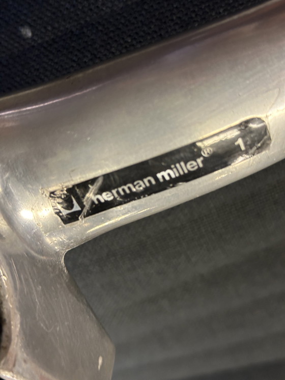 Image 1 of Charles & Ray Eames EA124 Loungesessel aus schwarzem Stoff, 1970er Jahre