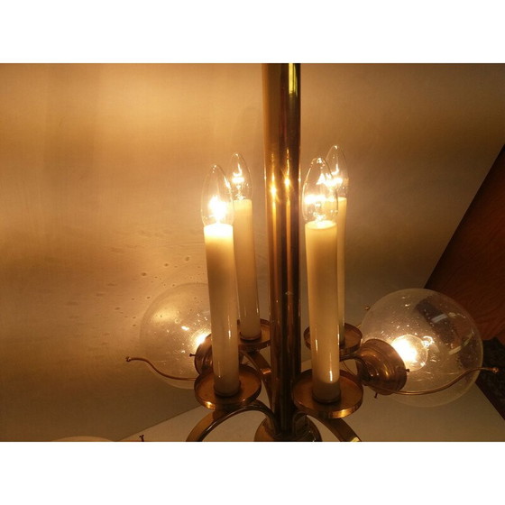 Image 1 of Vintage-Kronleuchter aus Messing mit 4 runden transparenten Schirmen, Tschechoslowakei 1940