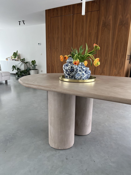 Image 1 of Esstisch aus Mortex