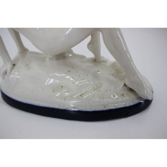 Image 1 of Keramikskulptur einer sitzenden nackten Frau im Art-Deco-Stil, Tschechoslowakei 1930