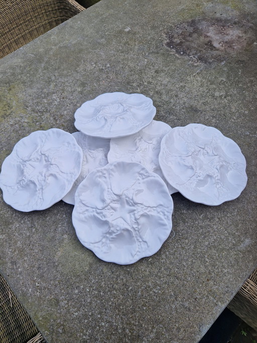 Satz von 6 portugiesischen Majolika-Austerntellern