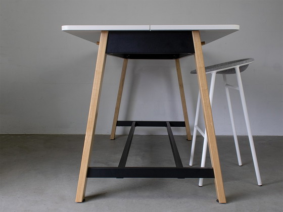 Image 1 of Haworth Intuity Parkbank Stehtisch Design Bang Design Tisch