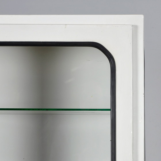 Image 1 of Vintage Arztschrank aus Eisen und Glas , 1970er Jahre
