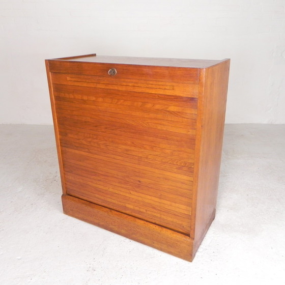 Image 1 of Rollladenschrank aus Eiche mit 1 Rollladen, 90 cm hoch, 50er Jahre