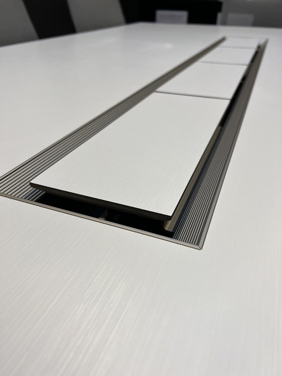 Image 1 of Design-Konferenztisch der Spitzenklasse