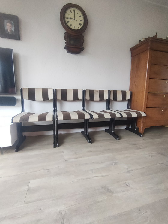 Image 1 of x Esszimmerstühle aus dem Weltraumzeitalter