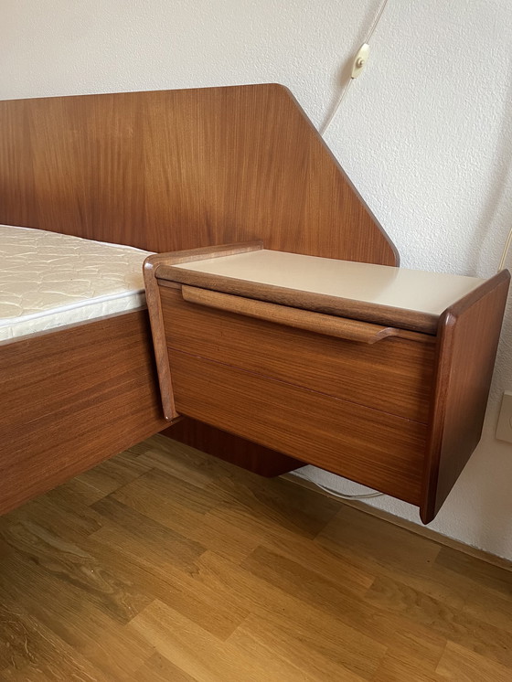 Image 1 of Vintage Doppelbett + Nachttische