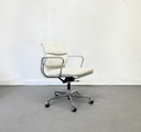 Hermann Miller Schreibtischstuhl Büro Softpad Leder EA 208