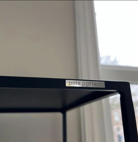 Image 1 of Poltöpfe offener Schrank