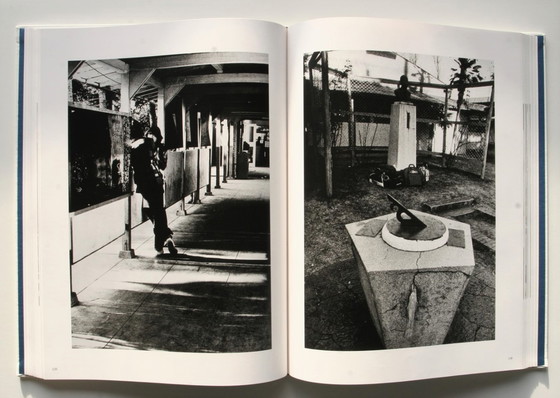 Image 1 of Miyako Ishiuchi – Suidobashi: Bücher des Tokyo Dental College