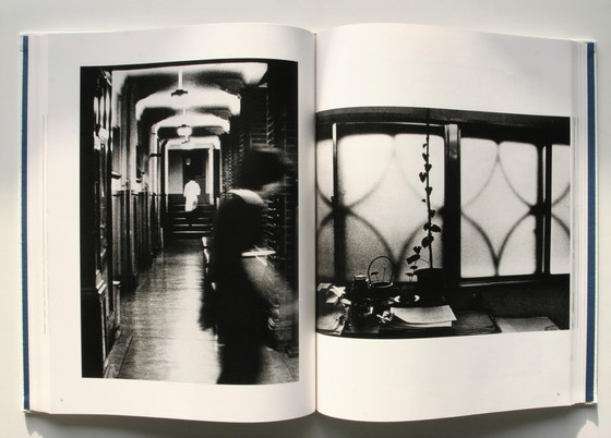Image 1 of Miyako Ishiuchi – Suidobashi: Bücher des Tokyo Dental College