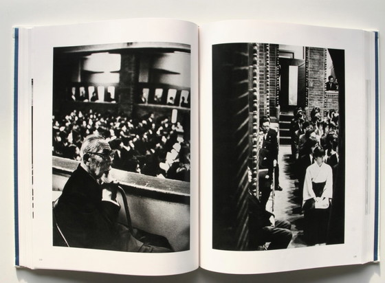 Image 1 of Miyako Ishiuchi – Suidobashi: Bücher des Tokyo Dental College