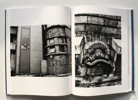 Image 1 of Miyako Ishiuchi – Suidobashi: Bücher des Tokyo Dental College