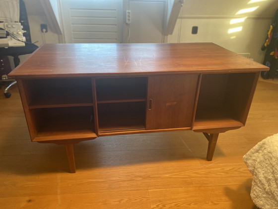 Image 1 of Dänischer Design-Retro-Palisander-Chefschreibtisch aus den 1950er Jahren