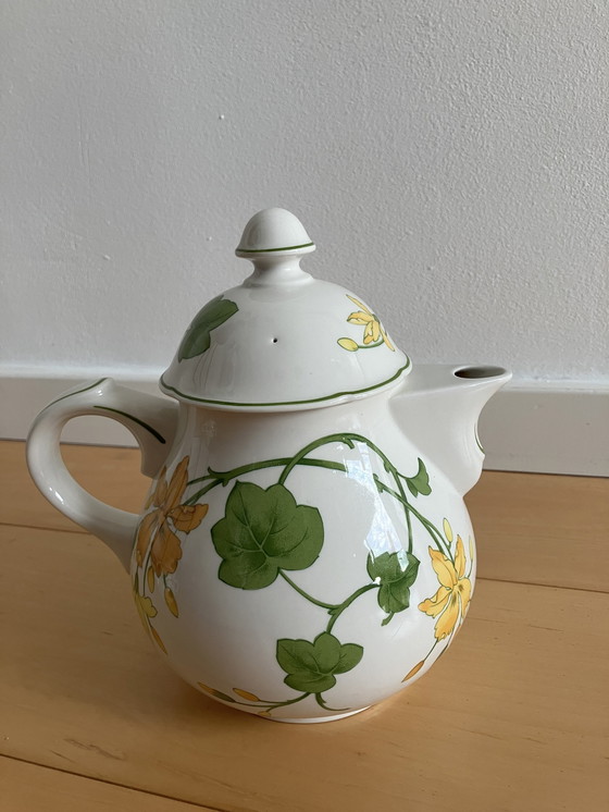 Image 1 of Villeroy & Boch Geranium Teekanne