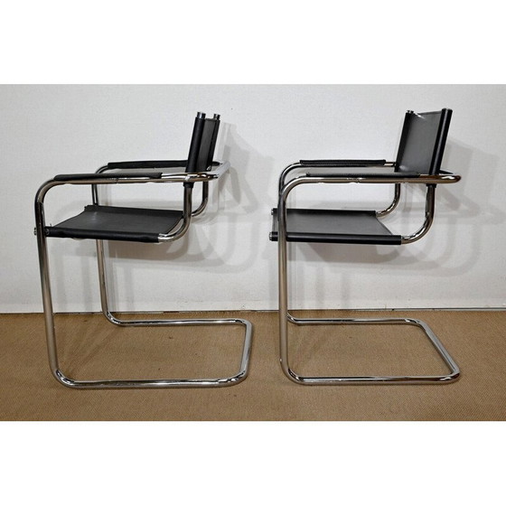 Image 1 of Paar verchromte Metallsessel mit schwarzer Ledersitzfläche und Rückenlehne von Marcel Breuer, Ungarn 1970er Jahre