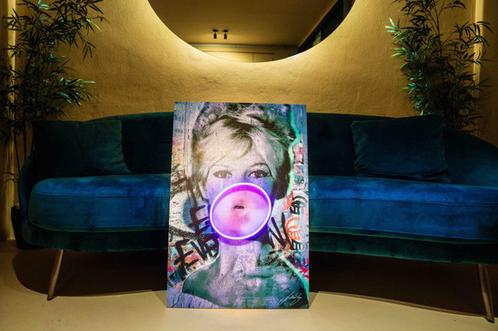 Image 1 of LedMansion Bubble Collection V.2. Marylin Audrey Frida Brigitte PopArt- Kunst -LED-Lampe