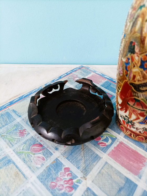 Image 1 of Kleine Chinesische Vase Signiert auf Sockel