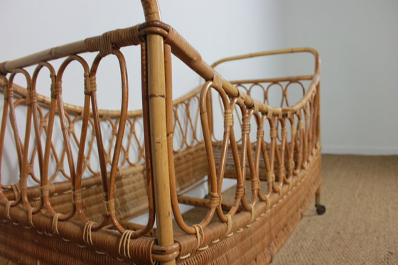 Image 1 of Rattan Bett