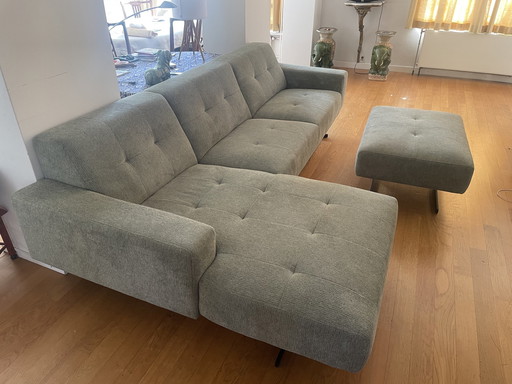 Montel Traffic 5-Sitzer Ecksofa mit Hocker, Soft Green Fabric Mito 55Green