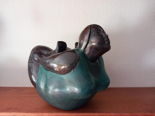 Bronzefigur 'Fette Dame in Yogastellung'