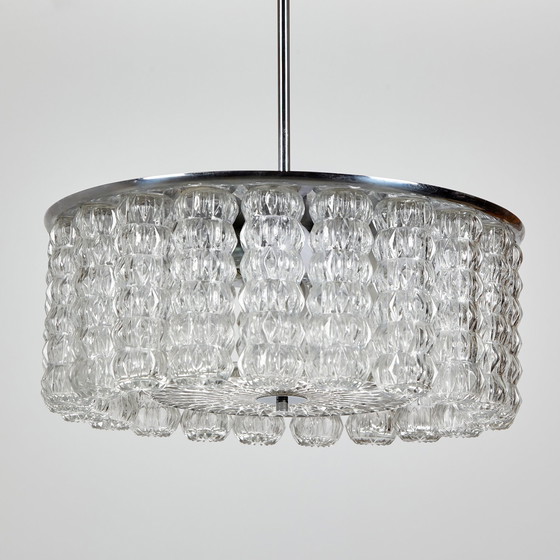 Image 1 of Glas und Chrom Kronleuchter