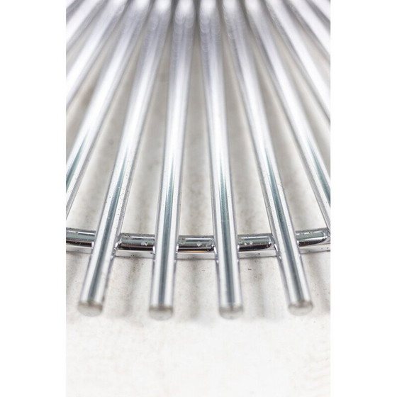 Image 1 of Runder Vintage-Tisch aus verchromtem Metall und Rauchglas von Gastone Rinaldi, 1970