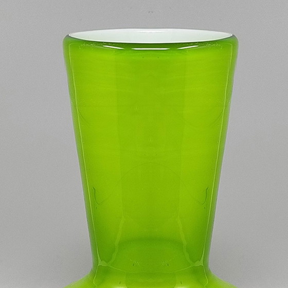 Image 1 of 1970er Jahre Wunderschöne grüne Vase von Ind. Vetraria Valdarnese, hergestellt in Italien