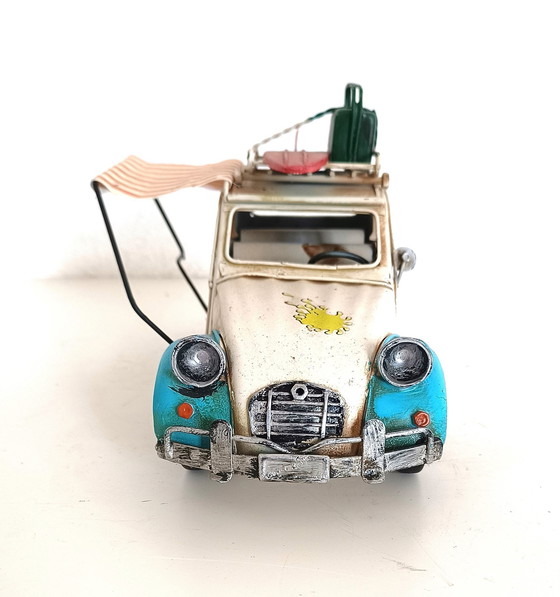Image 1 of Retro-Modellauto eines Citroen 2Cv
