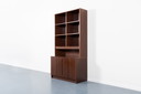 1970er Jahre Dänischer Nussbaum Furnier Schrank