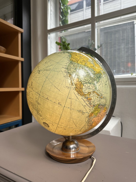 Image 1 of Jro-Verlag Globe