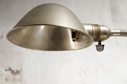 Industrielle Vintage D.R.G.M. Tisch- oder Wandleuchte