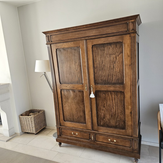 Image 1 of Eleganter Louis Philippe-Schrank mit Regalen