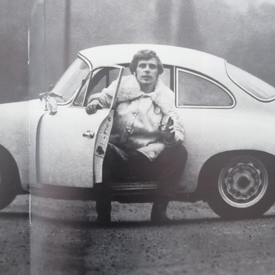 Image 1 of Jan Creemer im Bildband Coffee Table