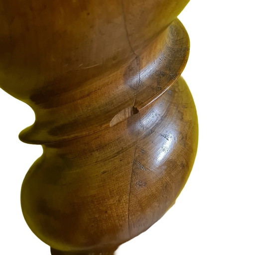 Große französische Säule aus Nussbaumholz um 1870