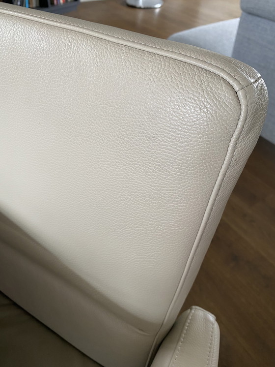 Image 1 of 6 Montel Stühle