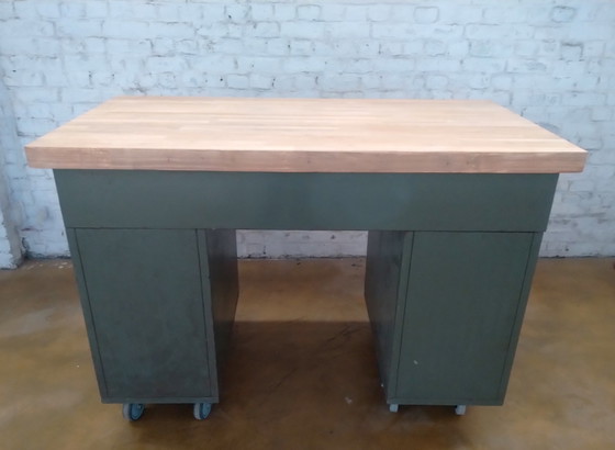 Image 1 of Vintage Industrial Schreibtisch mit Gummiholzplatte