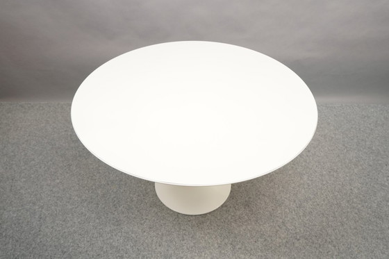 Image 1 of Knoll Eero Saarinen eettafel