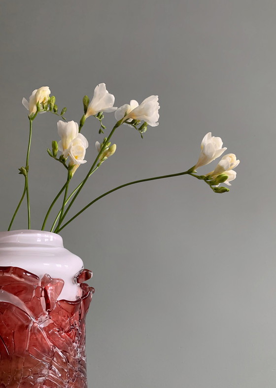 Image 1 of David Valner Wiederaufbereitete Vase In Rosa/Weiß