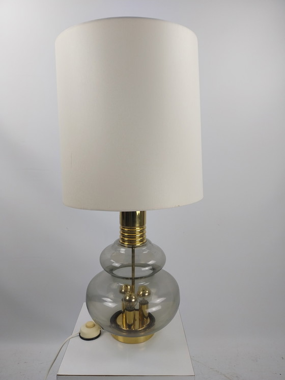 Image 1 of 1 x Doria leuchtende Tischlampe aus Glas und Messing.  1960s