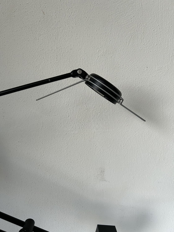 Image 1 of Design-Tischleuchte Isis für Innenräume