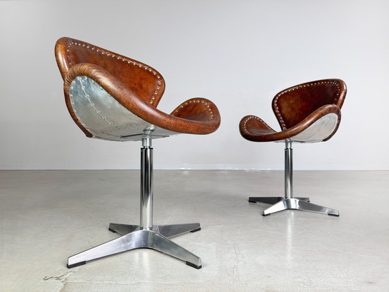 Image 1 of 2Er Set Acme Brancaster Swivel Leder Accent Chair Swan Stuhl