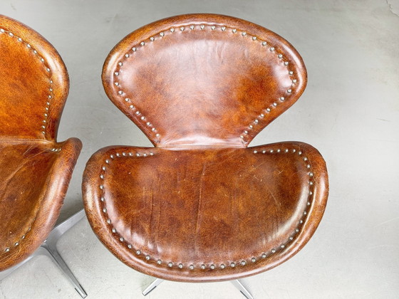 Image 1 of 2Er Set Acme Brancaster Swivel Leder Accent Chair Swan Stuhl