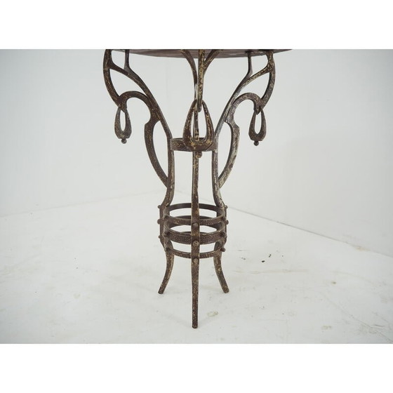 Image 1 of Industrieller Beistelltisch aus Eisen im Vintage-Stil