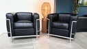 2x LC2 Cassina Le Corbusier Sessel