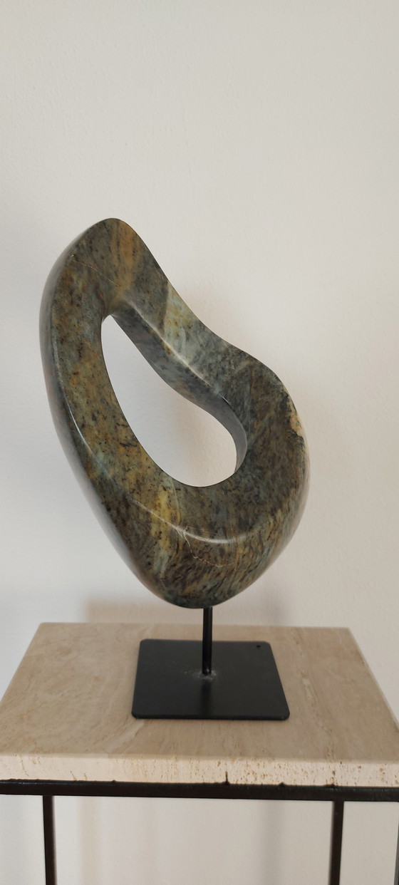 Image 1 of Marion de Goey - Serpentinenskulptur