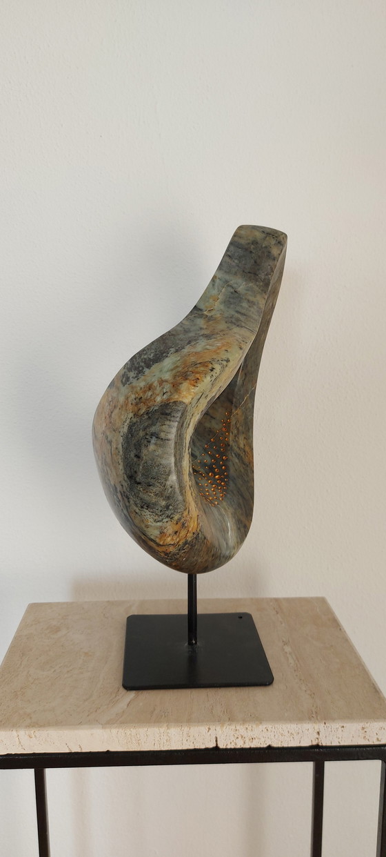 Image 1 of Marion de Goey - Serpentinenskulptur